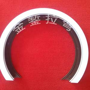 大于半圓拉彎