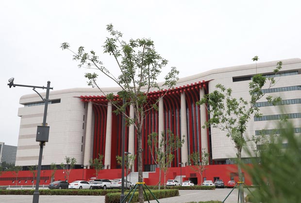 呼和浩特市金鏨型材拉彎公司致力于為客戶提供優(yōu)質(zhì)的拉彎加工服務(wù)，展現(xiàn)中秋節(jié)工匠精神魅力！