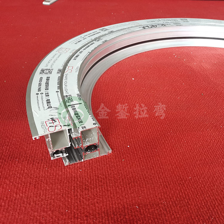 中懸窗扇料拉彎