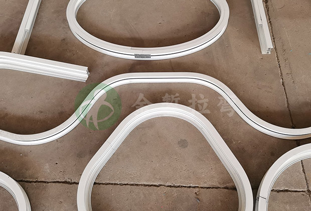 走進(jìn)通遼拉彎廠：深度解析金屬拉彎工藝的應(yīng)用與市場前景