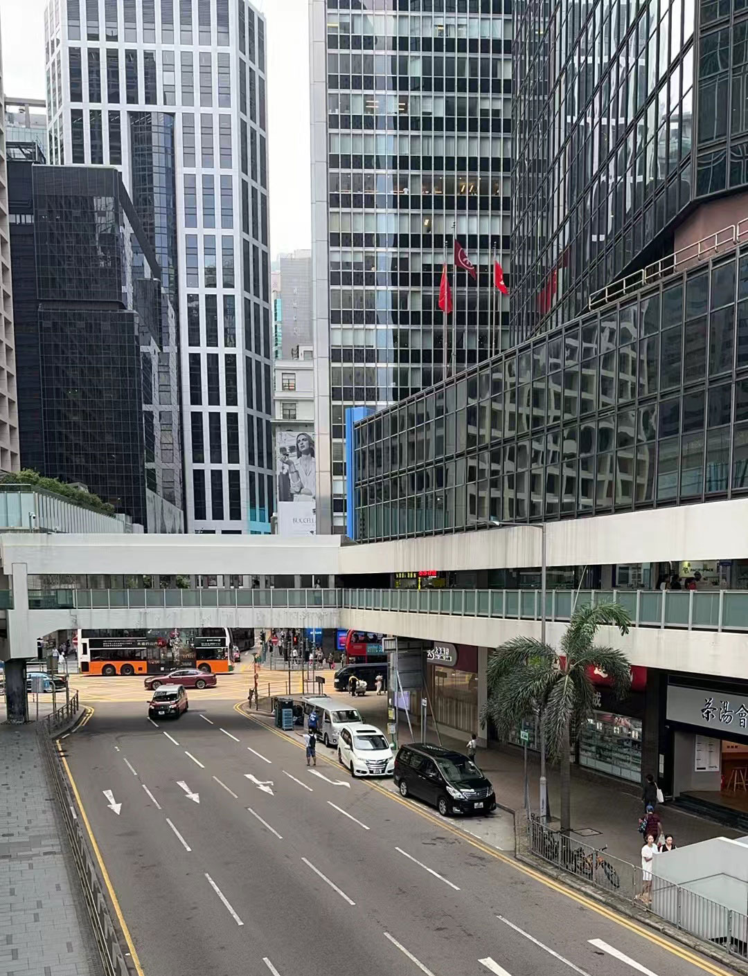 內(nèi)蒙金鏨型材拉彎公司服務(wù)香港客戶案例